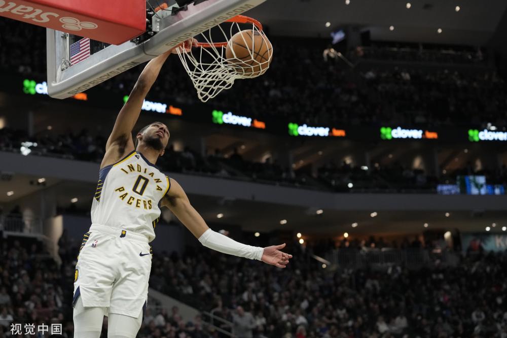 身加盟曼联 身加盟曼联