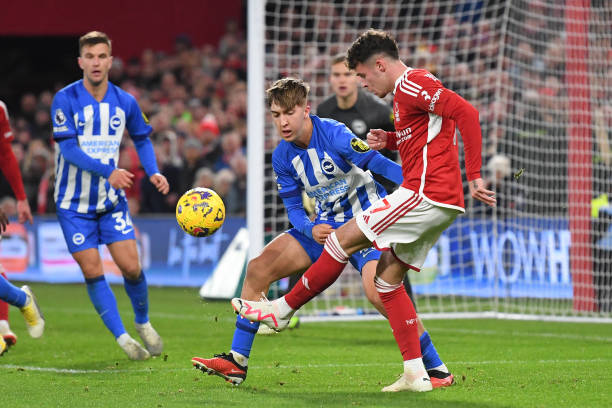 在此背景下 在此背景下