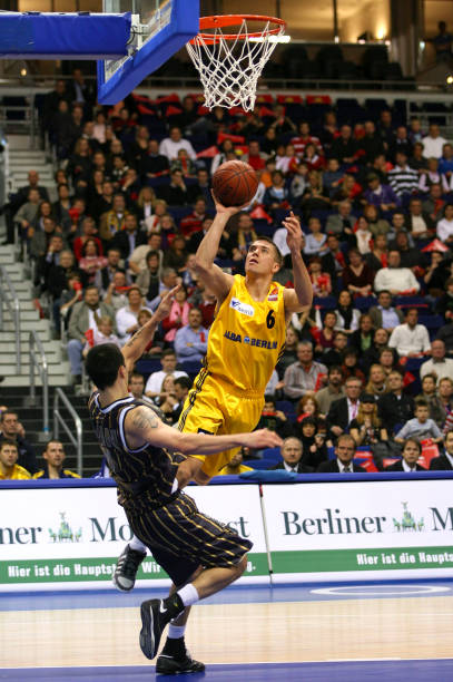 这次她在 这次她在